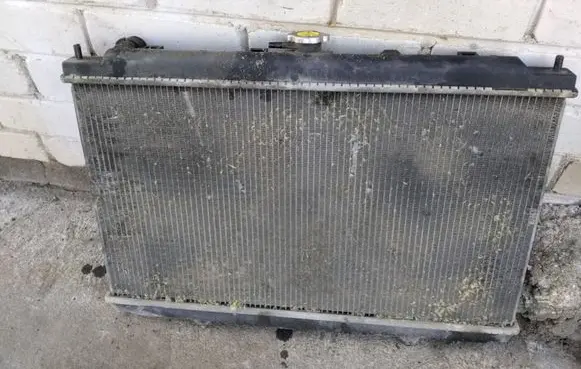 Nissan Almera Tino Coolant radiator