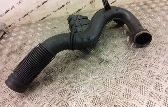 Renault Trafic III (X82) Air intake hose/pipe 165755972R 12518 93451664