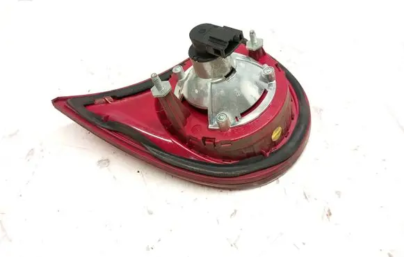 Volkswagen Golf V Tailgate rear/tail lights 1K6945107C