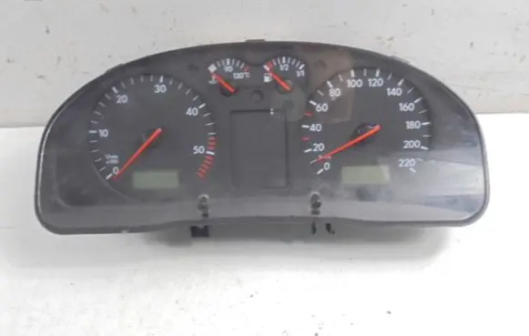 Volkswagen PASSAT B5 Speedometer (instrument cluster) 3B0919861JX