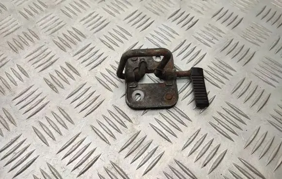 Volkswagen PASSAT B8 Engine bonnet/hood lock/latch loop/hook 3G0823186