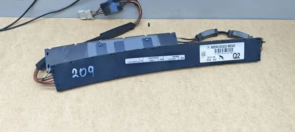 Mercedes-Benz CLK A209 C209 Interior comfort aerial antenna A2038203489