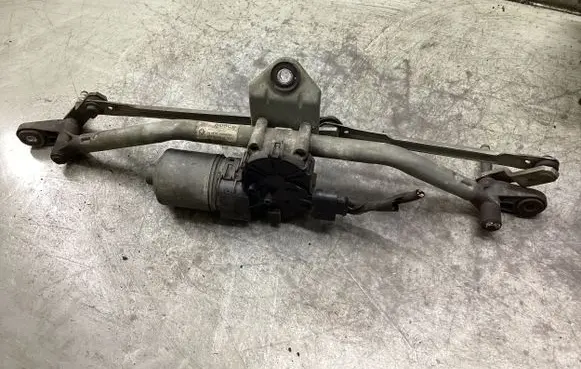 Dodge Journey Front wiper linkage and motor 05116303AF 00004069 060808000040