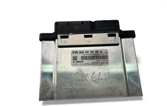 Skoda Karoq Engine control unit/module ECU 04C907309AL 0261S15070