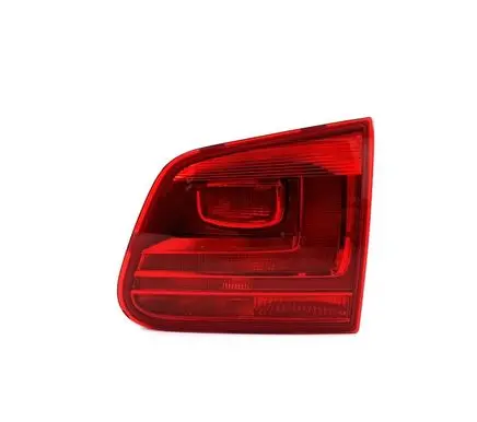 Volkswagen Tiguan Tailgate rear/tail lights 5N0945094J