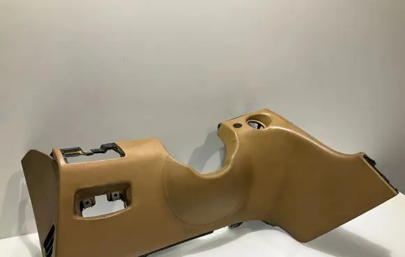 Dashboard lower bottom trim panel