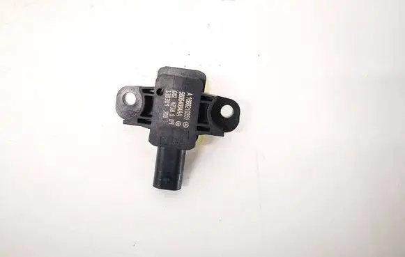 Mercedes-Benz A W176 Airbag deployment crash/impact sensor A1668210351 56054084AA