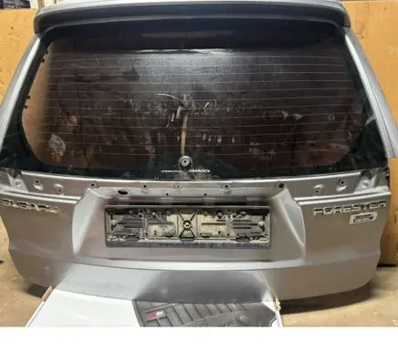 Subaru Forester SJ Tailgate/trunk/boot lid 