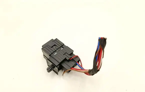 BMW 5 G30 G31 G38 Other relay 6901469 6939890