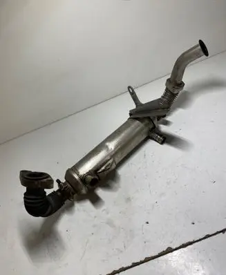 Opel Zafira B EGR valve cooler 55203716