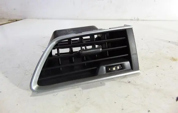 Peugeot 508 Dashboard side air vent grill/cover trim 9686445377
