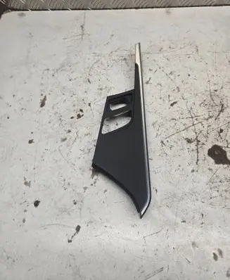 Audi A4 S4 B9 Front door handle cover 8W0959521A