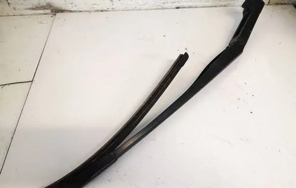 Honda Civic Front wiper blade arm