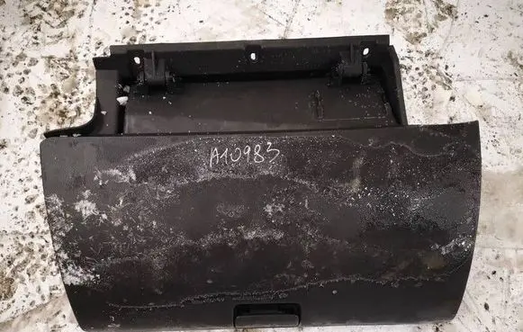 Chevrolet Captiva Glove box 96630050