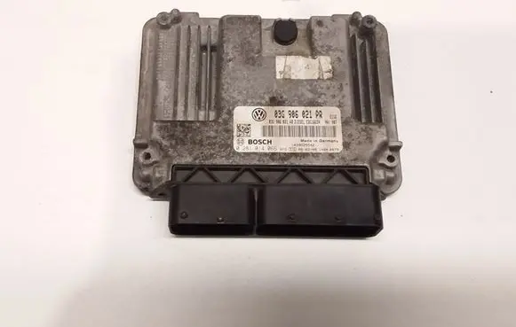 Volkswagen Golf V Engine control unit/module 03G906021PR 0281014066