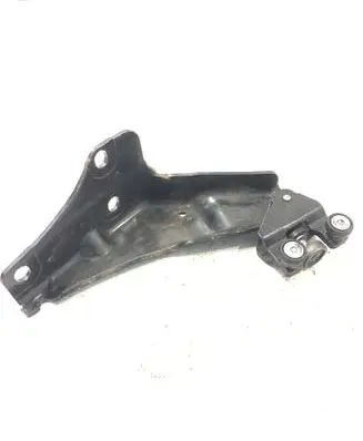 Peugeot Partner Rear door lower hinge 9680486780