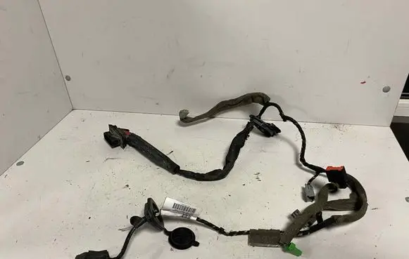 Volvo V50 Front door wiring loom 30745844 992311109