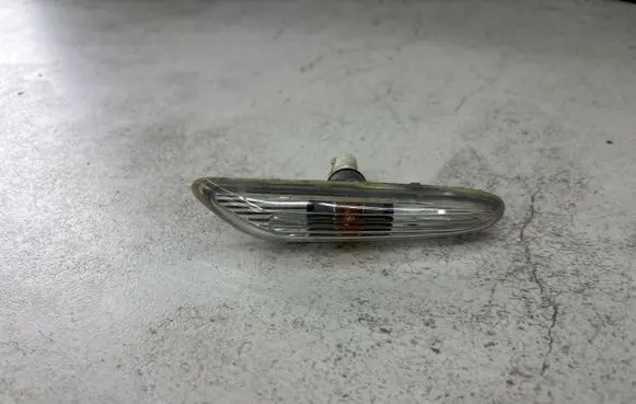 BMW 5 E60 E61 Front fender indicator light 18A5408