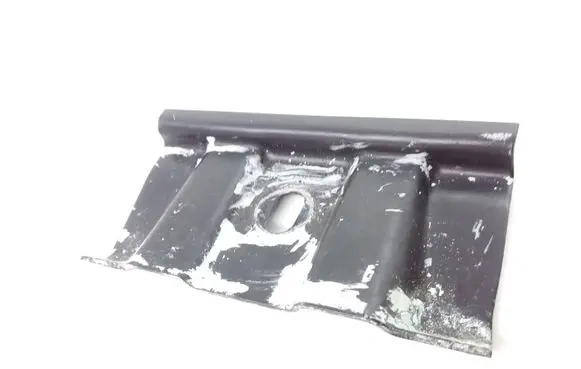 Mercedes-Benz CLS C219 Battery bracket 