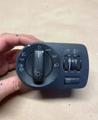 Light switch