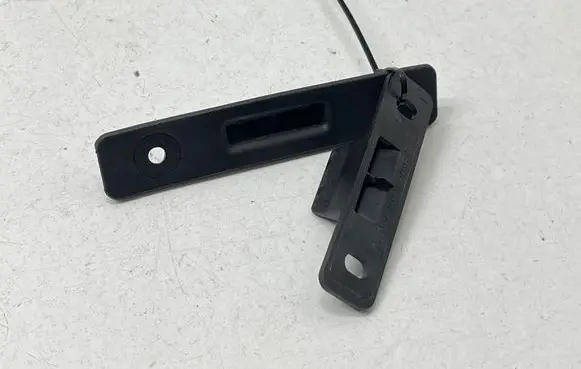 Chrysler Pacifica Sliding door check strap stopper 68227482AA 50633F