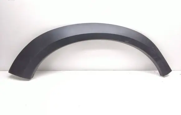 Volvo XC70 Rear arch trim 31283107