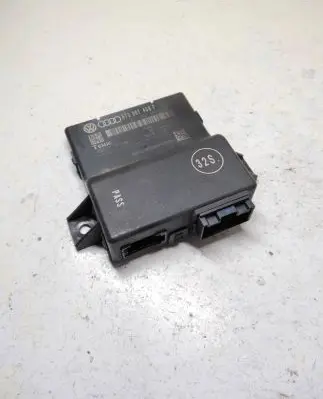Audi A4 S4 B8 8K Gateway control module 8T0907468F 403213