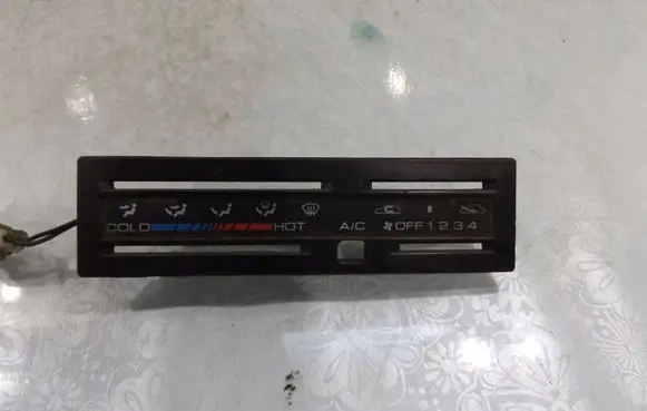 Opel Frontera A Climate control unit