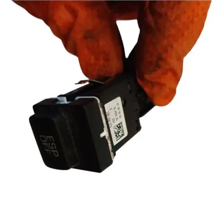 Skoda Roomster (5J) Windscreen/window heater switch 5j0959621