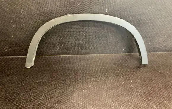 BMW X1 E84 Rear arch trim 14206411 5112990171