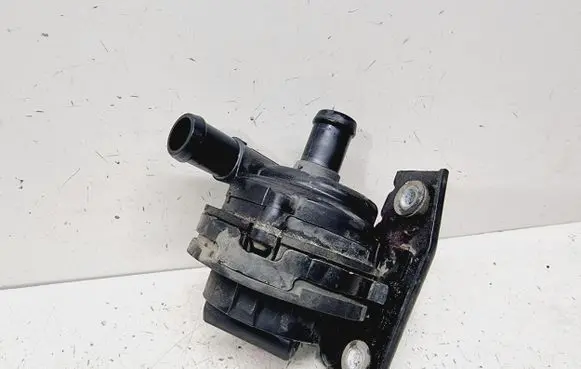 Alfa Romeo Giulia Electric auxiliary coolant/water pump 50552860 50542445