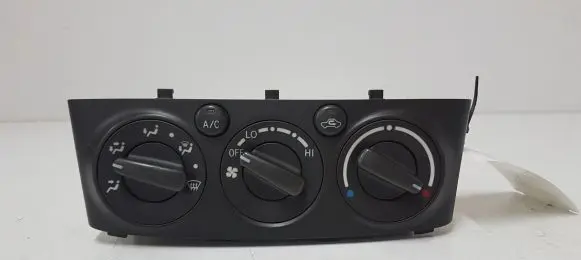 Toyota Avensis T250 Climate control unit 5590005121 MB1465703780
