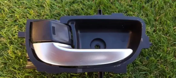 Toyota Auris E180 Rear door interior handle 92057A1