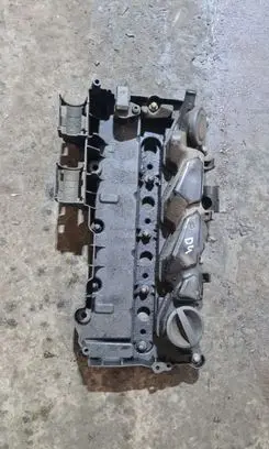 Volvo V70 Rocker cam cover 31401505