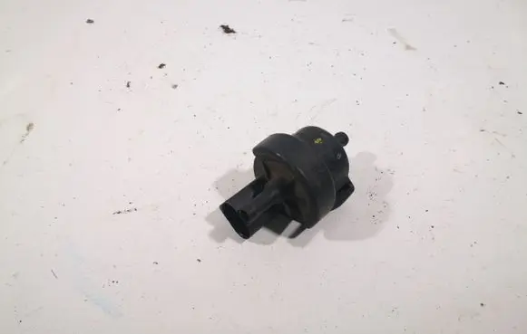 Audi A4 S4 B6 8E 8H Valve vacuum 058133459