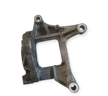 Subaru Outback (BS) A/C compressor mount bracket 