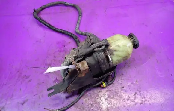 Opel Astra G Power steering pump