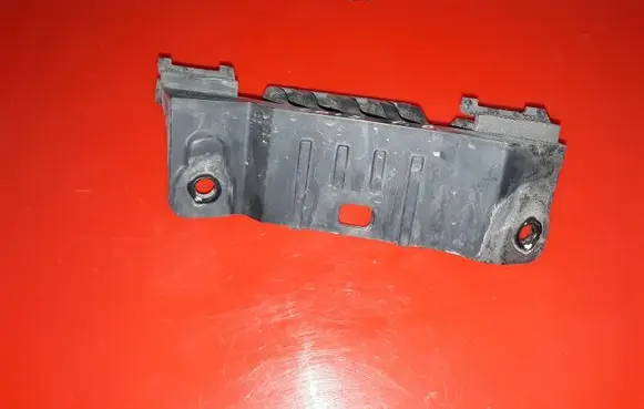 KIA Carens II Front bumper mounting bracket 865521D000