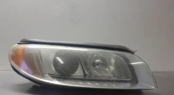 Volvo S80 Headlight/headlamp 30796134 6333200000