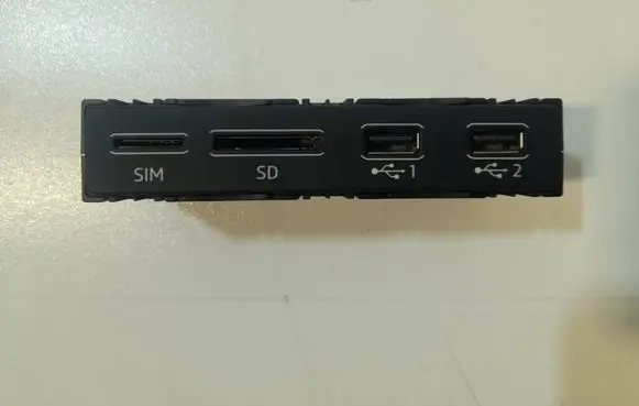 Audi A6 S6 C8 4K USB socket connector 4N0035736A