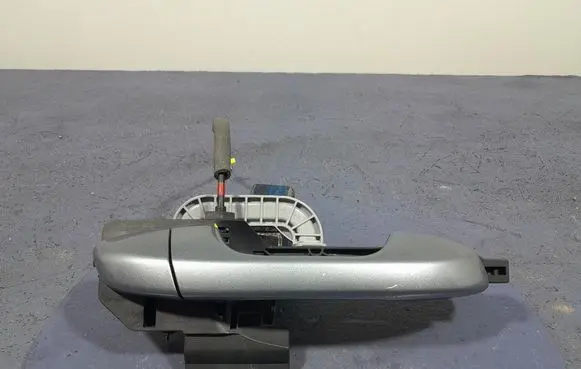 KIA Sportage Rear door exterior handle