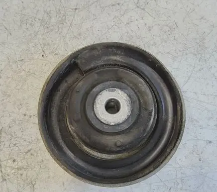 BMW 5 E60 E61 Front upper strut mount 6779611