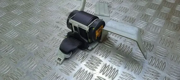Mini One - Cooper Clubman R55 Rear seatbelt 6964641