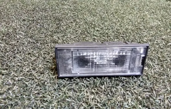 Renault Master III Number plate light 8200480127