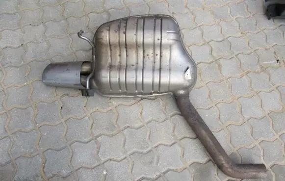 Mercedes-Benz E C207 W207 Rear muffler/silencer tail pipe A2044904035 A2044905427