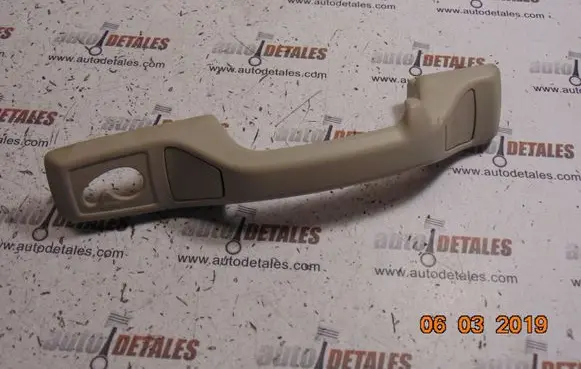Volvo XC90 Rear interior roof grab handle
