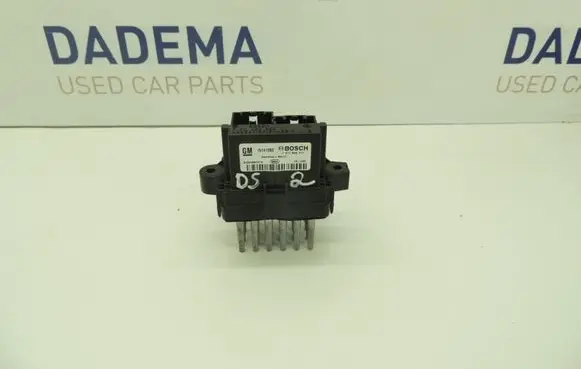 Chevrolet Cruze Heater blower fan relay 15141283 DS2