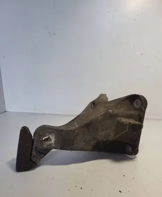 BMW 3 E46 Engine mounting bracket 22116781916