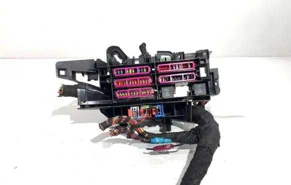 Audi A4 S4 B9 Fuse box set 8W0971845AJ
