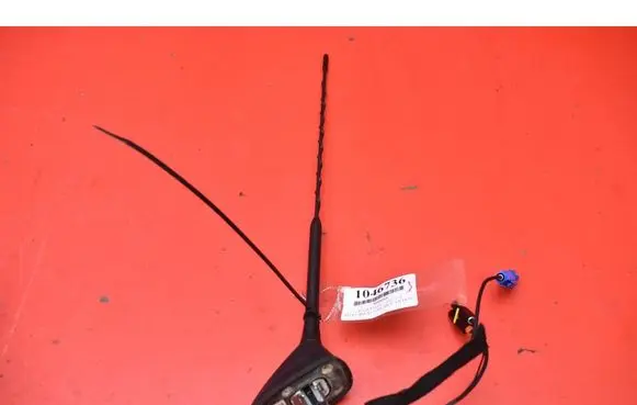 Ford Focus Aerial GPS antenna AM5T18828DG